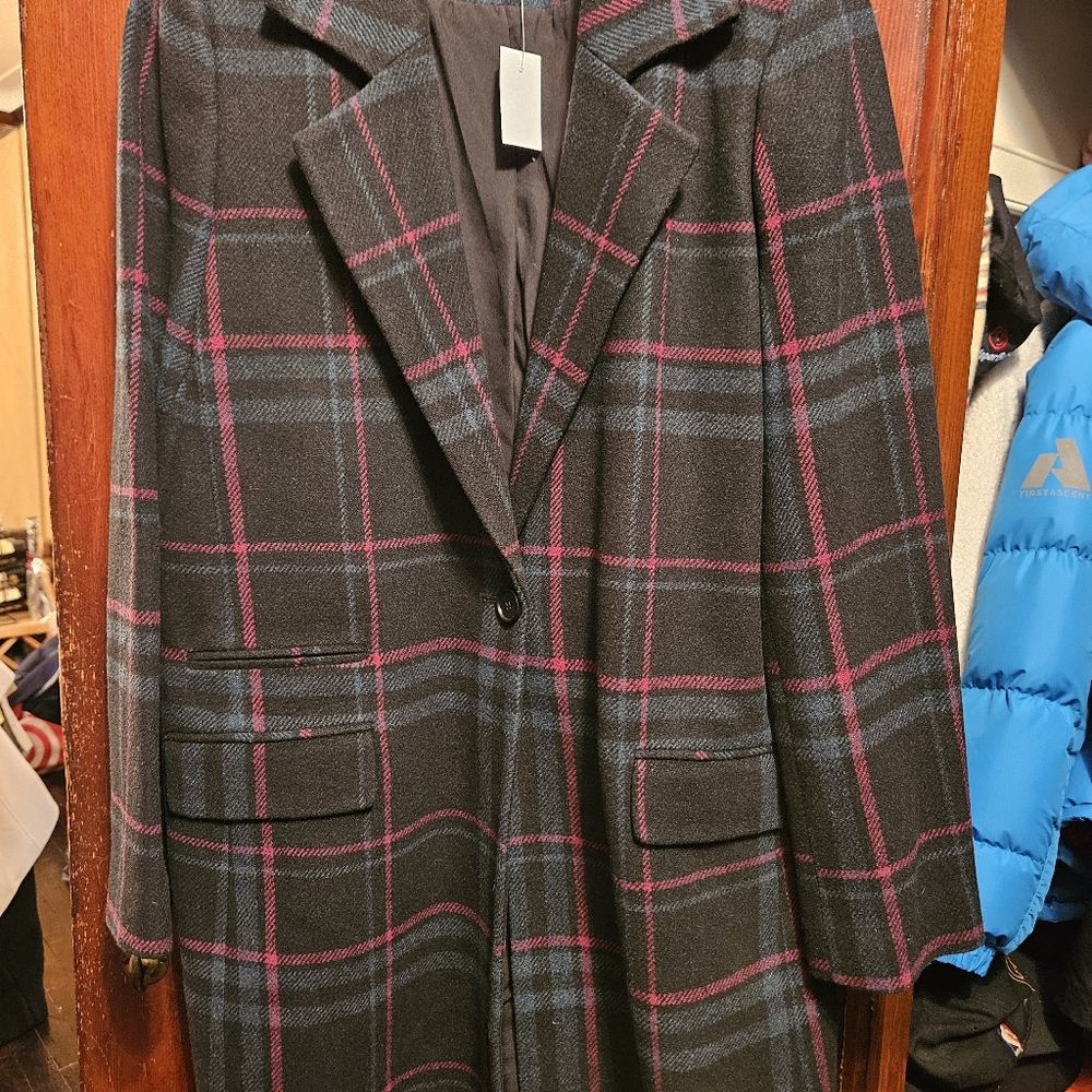 Loft outlet black plaid (magenta & green) coat size Large